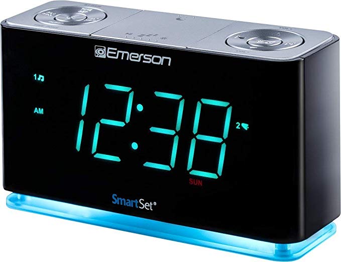 Emerson SmartSet Alarm Clock Radio with Bluetooth Speaker, Charging Station/Phone Chargers with USB Port for iPhone/iPad/iPod/Android and Tablets (Renewed)