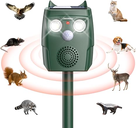 Animal Deterrent Solar Powered, Animal Deterrent Devices with Flashing Light, Waterproof Outdoor Animal Chase Deterrent for Bird Deer Skunk Squirrel Raccoon Cat Rabbit,Sound Frequency 18 kHz