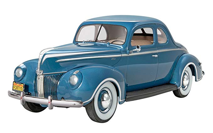 Revell/Monogram 40 Ford Standard Coupe Model Kit