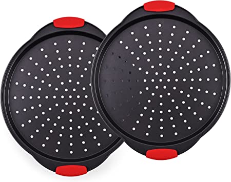 NutriChef Non-Stick Pizza Tray - with Silicone Handle, Round Steel Non-stick Pan with Perforated Holes, Premium Bakeware, Pizza Tray with Silicone and Oversized Handle, Dishwasher Safe - NCBPIZ3