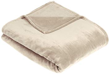 AmazonBasics Plush Velvet Throw - Sand