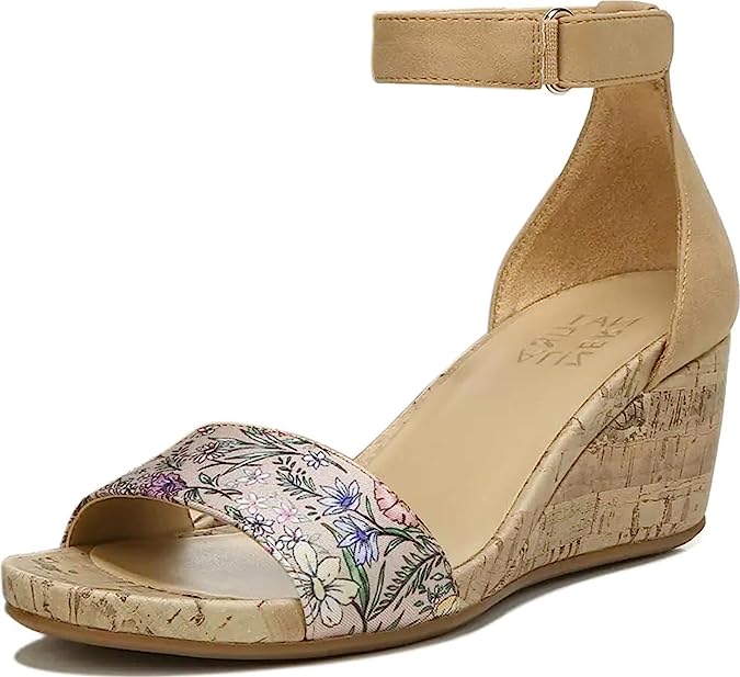 Naturalizer Women's Areda Wedge Sandals