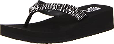 Yellow Box Women's Africa Flip Flop