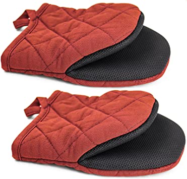 TOPSKY Mini Oven Mitts Microwave Mitts Pot Holder Heat Resistant Neoprene Cotton Gloves Surfaces Non-Slip Short Oven Gloves, Red 1 Pair