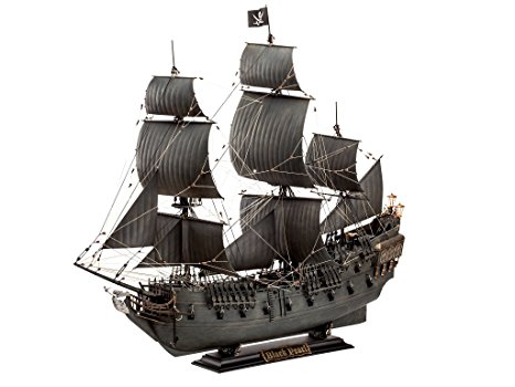 Revell 05699, Limited Edition, Disney, Pirates of the Caribbean, Black Pearl, 1:72 Scale plastic model