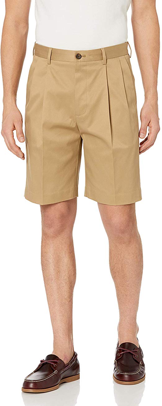 Amazon Brand - BUTTONED DOWN Men's Relaxed Fit Pleated 9" Inseam Chino Short, Supima Cotton Non-Iron