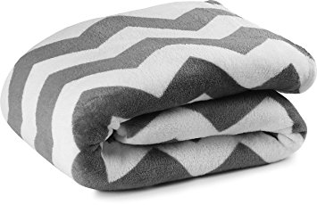 Coral Fleece Blanket Grey (King, 102 by 90 inches) - Zig Zag Design, Lightweight Couch Blanket, Warm Bed Blanket, Easy Care - by Utopia Bedding