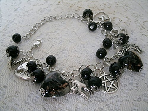 Gothic Heart Pentacle Charm Bracelet, handmade jewelry, wiccan, pagan, wicca, witch, witchcraft, goddess, pentagram, magic, halloween