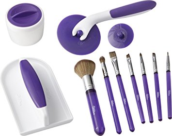 Wilton Decorate with Detail Brush Set for The Adventurous Cake Decorator