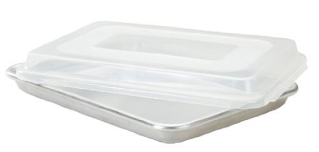Nordic Ware Natural Aluminum Commercial Baker's Quarter Sheet with Lid