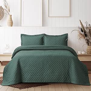 Tribeca Living Brisbane Oversized Queen Quilt Bedding Set, Solid 3-Piece Quilted Bedspread Coverlet with Matching Pillow Shams, Super Soft, Fade and Wrinkle Resistant Quilts, Atlantic