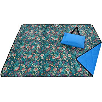 Roebury Picnic Blanket - Water-Resistant Outdoor Blanket - Large, Oversized Sandproof Beach Mat for Travel or Camping. Folds into an Easy Carry Compact Tote Bag