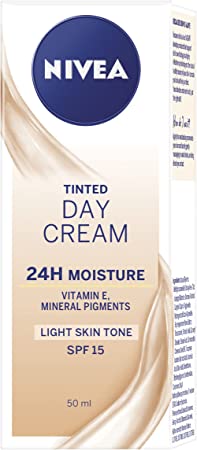 Nivea Daily Essentials Tinted Moisturising Day Cream Natural SPF 15 50 ml