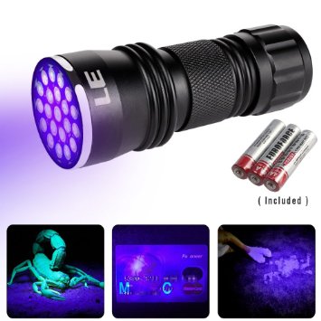 LE Utlra Violet LED FlashlightBlacklight UV LED Flashlight 21 LED 395nm Pet UV Urine and Stain Detector 3 AAA Batteries Included Find Stains on Clothes Carpet or Rugs