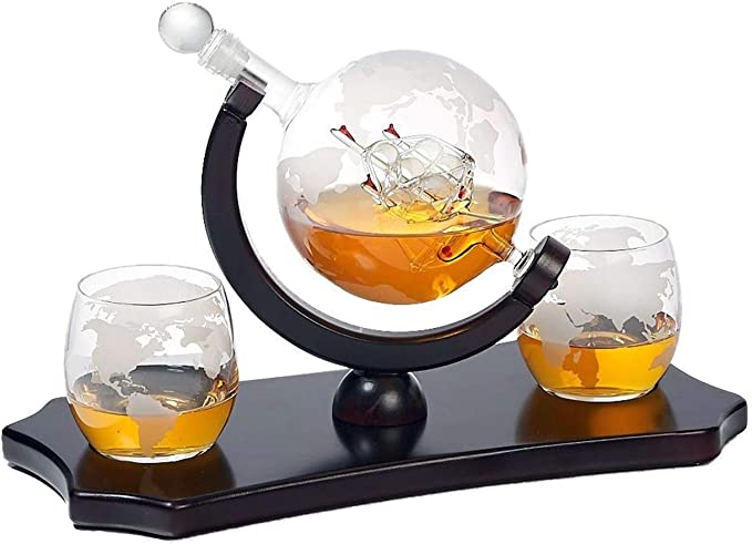 Culinaire Globe Decanter with 2 wine glasses