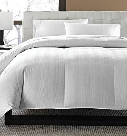 Hotel Collection King Siberian White Down Comforter Medium Weight 650-700 Fill Power