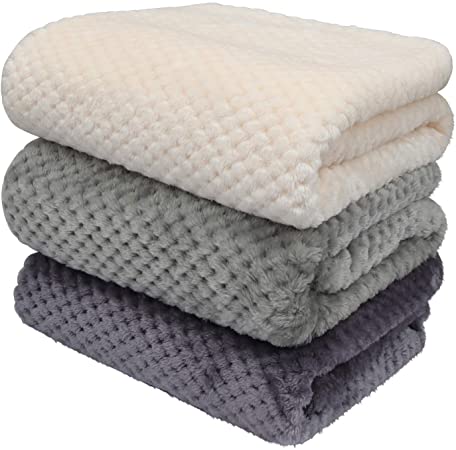 SLSON 3 Pack Dog Blanket, Warm Soft Pet Blanke Washable for Bed Covers, Dog Throw Blankets Cat Blankets for Couch, Sofa, Car, Travel, 28x40In, Purple, Grey and White