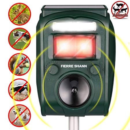 FIERRE SHANN Ultrasonic Animal Repeller Solar Powered Waterproof Outdoor Animal Repeller with Ultrasonic Sound - Motion Sensor and Flashing Light Animal Repeller for Squirrels,Moles,Cats, Dogs, Rats.
