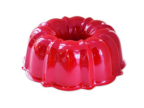 Nordic Ware 12-Cup Bundt Pan