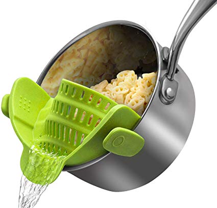 Clip On Strain Strainer,kitchen Food Strainers Heat Resistant Silicone for Spaghetti,Pasta,Ground Beef Grease,Colander and Sieve Snaps On Bowls,Fits More Pots and Bowls PDA Approved,Green