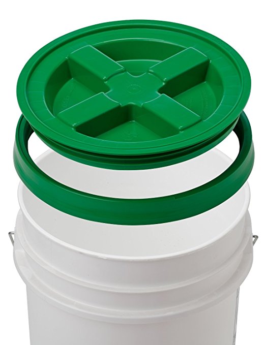 5 Gallon White Bucket & Gamma Seal Lid - Food Grade Plastic Pail & Gamma2 Screw Seal Tight Lid (Green)