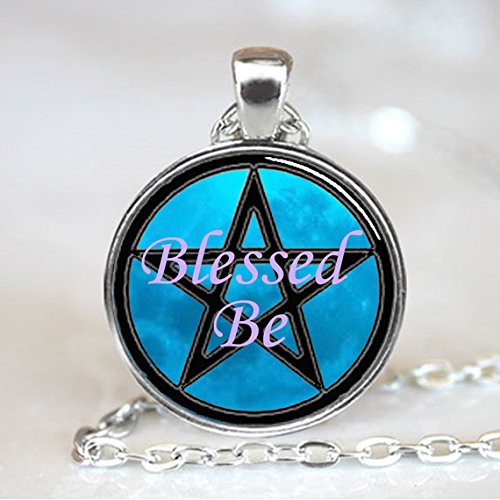 Blessed Be Wiccan Pentagram with Blue Full Moon Jewelry Pendant, Silver pendant (PD0298S)