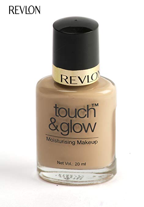 Revlon Touch And Glow Moisturising Makeup, Natural Mist (20ml)