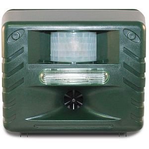 Aspectek - Yard Sentinel STROBE- Ultrasonic Outdoor Animal Control Pest Repeller Motion Detector - Rodents, Deer, Cats, Dogs, Mice Repellent Device, Includes Extension Cord