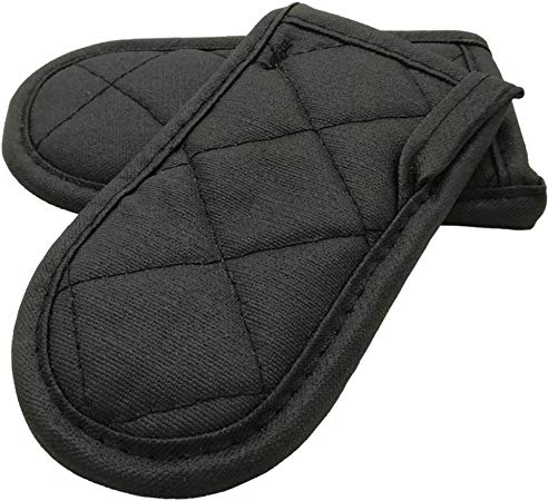 Evoio Potholders and Oven Mitts, Maximum Temperature Hot Handle Holder, Cotton Stripe Quilted Pan Handle Sleeve, Glove for BBQ, Cooking, Baking and Kitchen 2-Pack (Black)