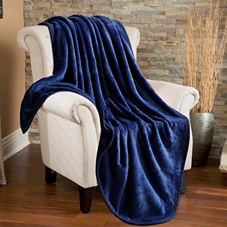 Fleece Throw Blanket 330 GSM Super Soft Warm Extra Silky Lightweight Bed Blanket, Couch Blanket, Travelling and Camping Blanket (Royal Blue)
