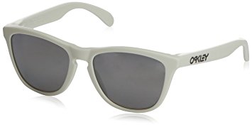 Oakley oOO9013-13 Heaven and Earth White Frogskins Wayfarer Sunglasses Polarise