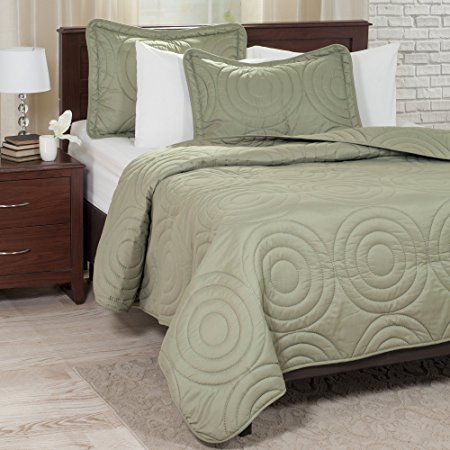 Lavish Home Solid Embossed 3 Piece Quilt Set - Full/Queen - Green