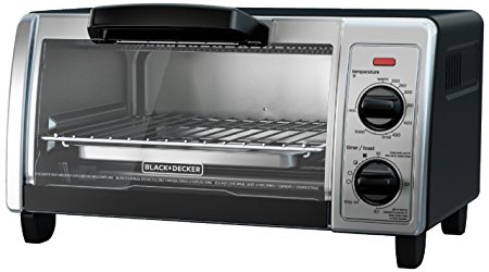 BLACK DECKER  4-Slice Toaster Oven with Easy Controls, Stainless Steel, TO1705SB