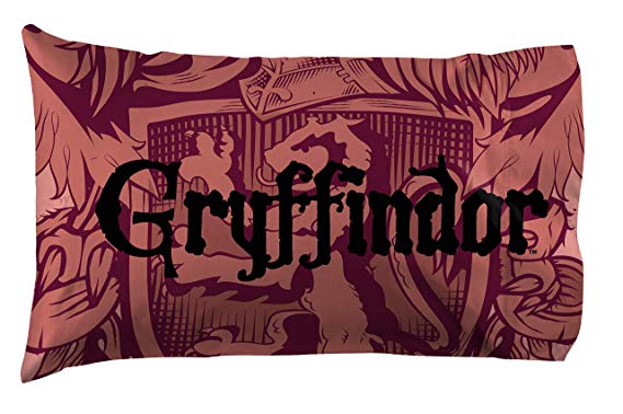 Jay Franco Harry Potter House of Gryffindor Kids Super Soft Double-Sided 1 Pack Pillowcase (Official Harry Potter Product)