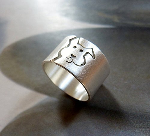 Dog silver ring, wide band handmade jewelry, gift for dog lovers, gift for her, birthday gift
