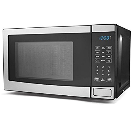 Mainstays 700W Output, 0.7 cu ft Digital features 10 power levels Digital Microwave Oven, Stainless Steel