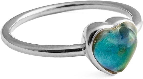 HONEYCAT Heart Mini Mood Stone Color Changing Ring | Minimalist Fun Dainty Jewelry