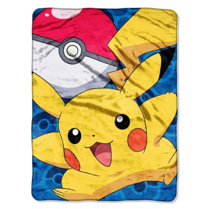 The Northwest Company Pokémon Go Pikachu Micro Raschel Blanket, 46 by 60-Inch