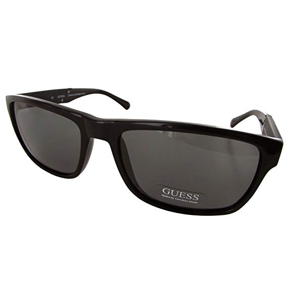 Guess Wayfarer Style Sunglasses in Black