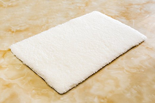 Soft Microfiber Non-slip Antibacterial Rubber Luxury Bath Mat Rug，Machine Wash 、quick drying property and Vacuum Cleaner， 15.74"X23.62" White