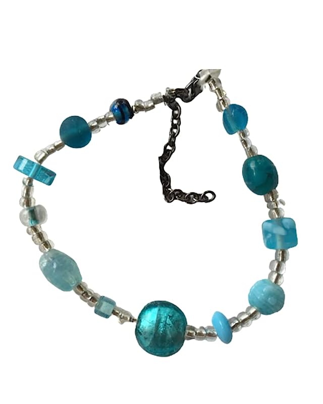 Turquoise and Clear Glass Bead and Wire Bracelet 8 Inch