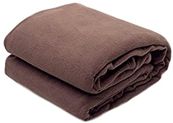 En Route by DINY Home & Style Cuddly and Soft Travel Throw Blanket Perfect for Airplane and Bus Travel (Brown)