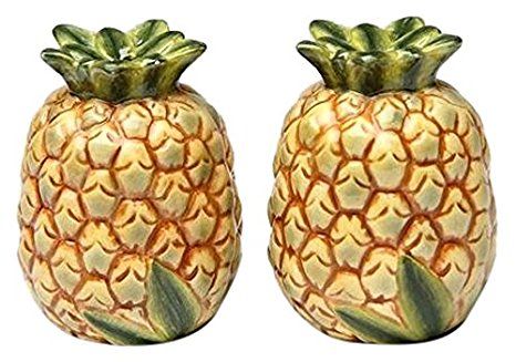 CG Identical Pair of Pineapple Salt and Pepper Shakers, Yellow