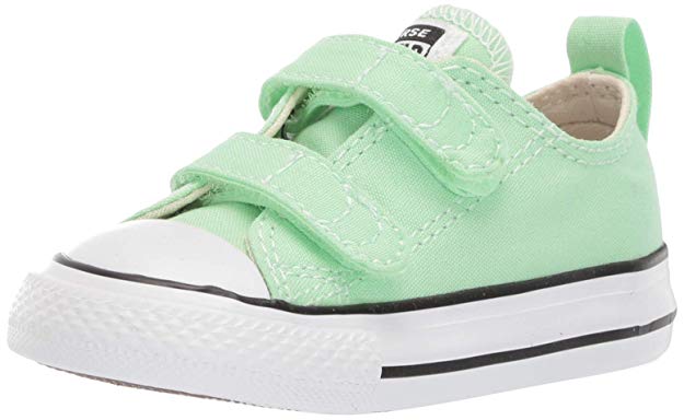 Converse Kids Infant Chuck Taylor All Star 2v Seasonal 2019 Low Top Sneaker