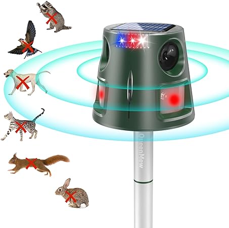 Animal Deterrent, 360° Solar Powered Pest Repeller with Motion Sensor and Flashing Light, 5 Modes Outdoor Waterproof Animal Chase Deterrent for Squirrel Raccoon Rabbit, Sound Frequency: 10kHz-18kHz