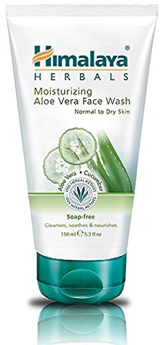 Himalaya Herbals Moisturizing Aloe Vera Face Wash,100ml