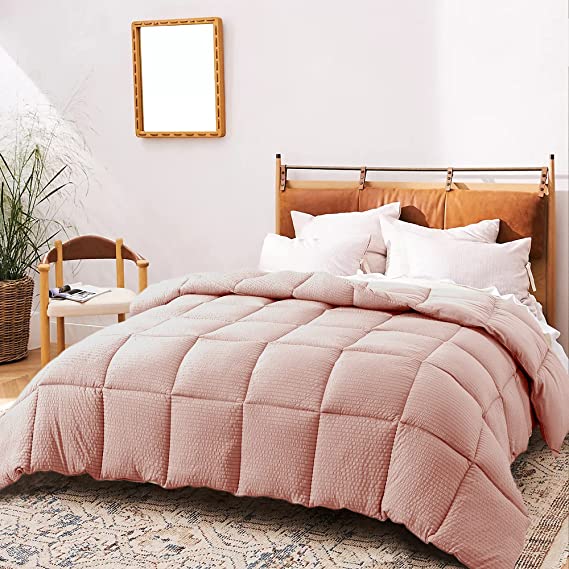 KASENTEX Seersucker Quilted Comforter All Season Down Alternative Reversible Fluffy Ultra Soft Duvet Insert, Hypoallergenic Machine Washable, Pink, Queen Size