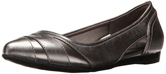 LifeStride Women's Quizzical Pointed Toe Flat