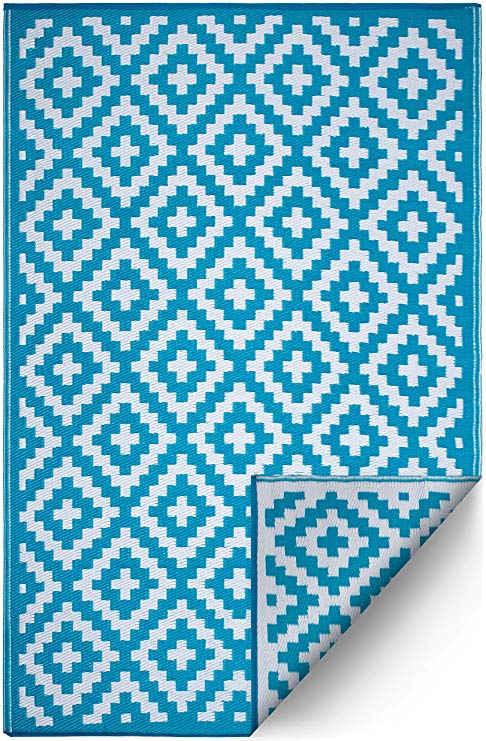 FH Home Indoor/Outdoor Recycled Plastic Floor Mat/Rug - Reversible - Weather & UV Resistant - Aztec - Teal & White (4' x 6')