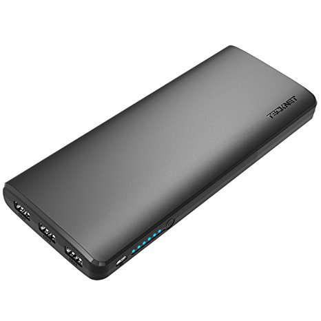 TeckNet Portable Charger PowerWave W7 30150mAHh 3-Port (5.4A Output) USB External Battery Power Bank 2A Input, For Apple iPhone, iPad and Samsung Galaxy and More